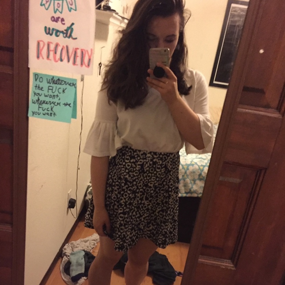 Ruffle sleeve shirt